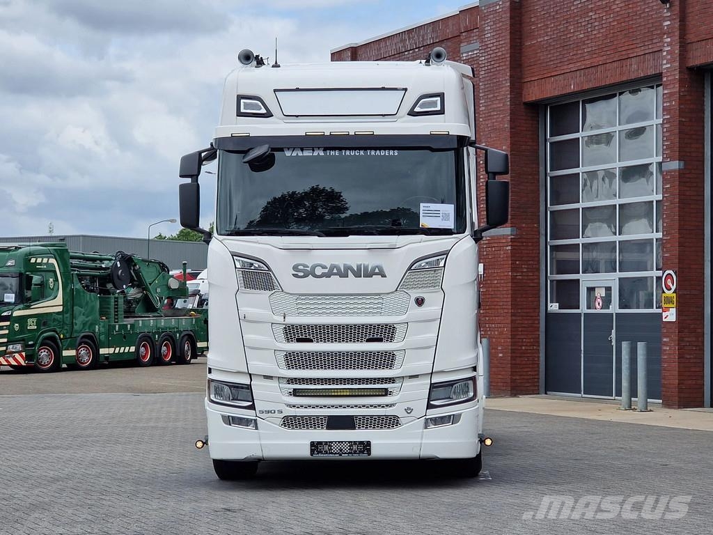 Scania 590S V8 NGS 6X4 - retarder - full air - leather - Çekiciler
