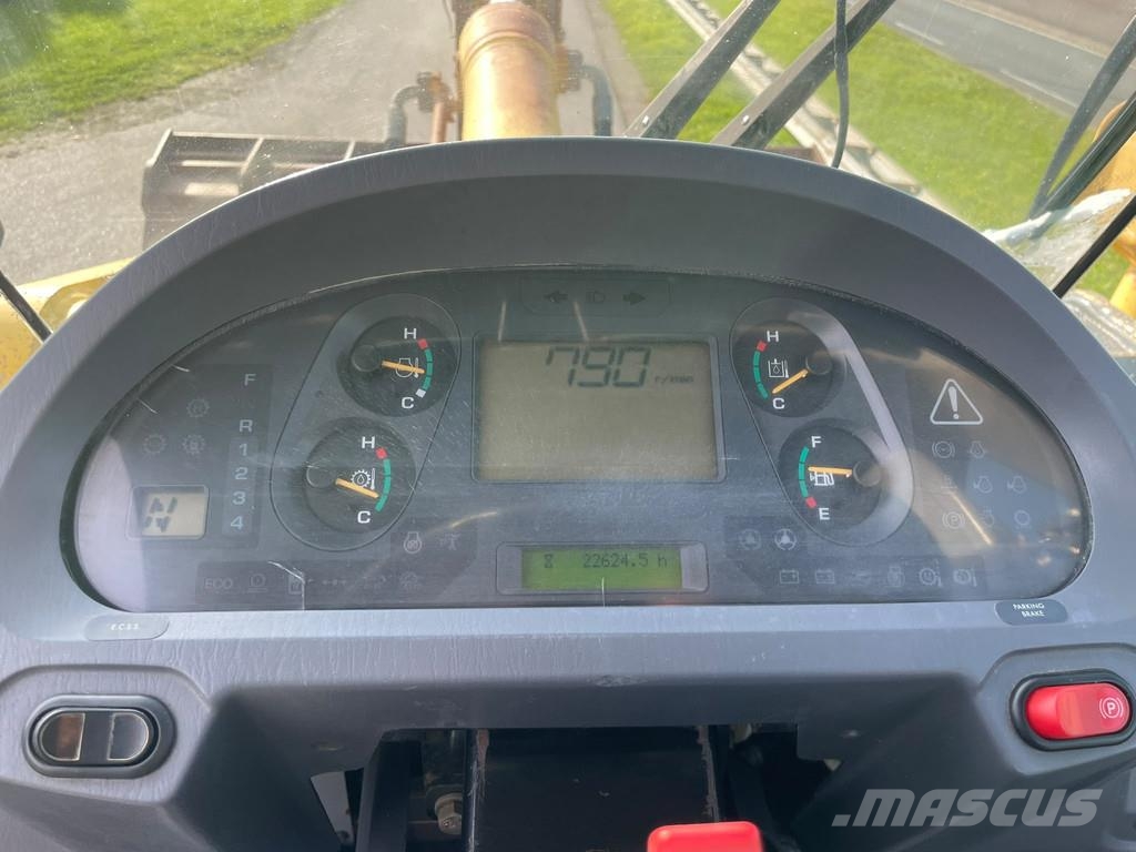Komatsu WA500-6 Hjullastare