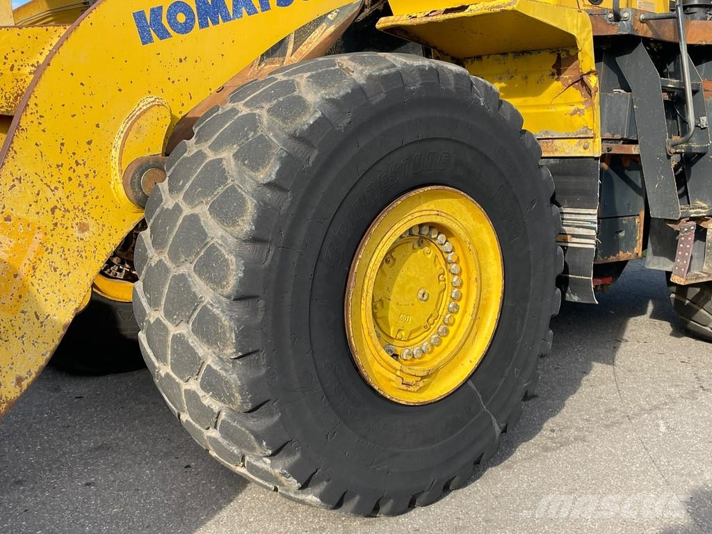 Komatsu WA500-6 輪胎式裝載機