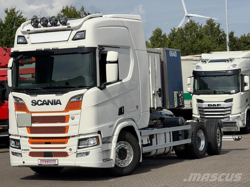 Scania R650 V8 6x2*4 Retarder Full Air 4.35 WB Euro 6 새시 운전실 트럭