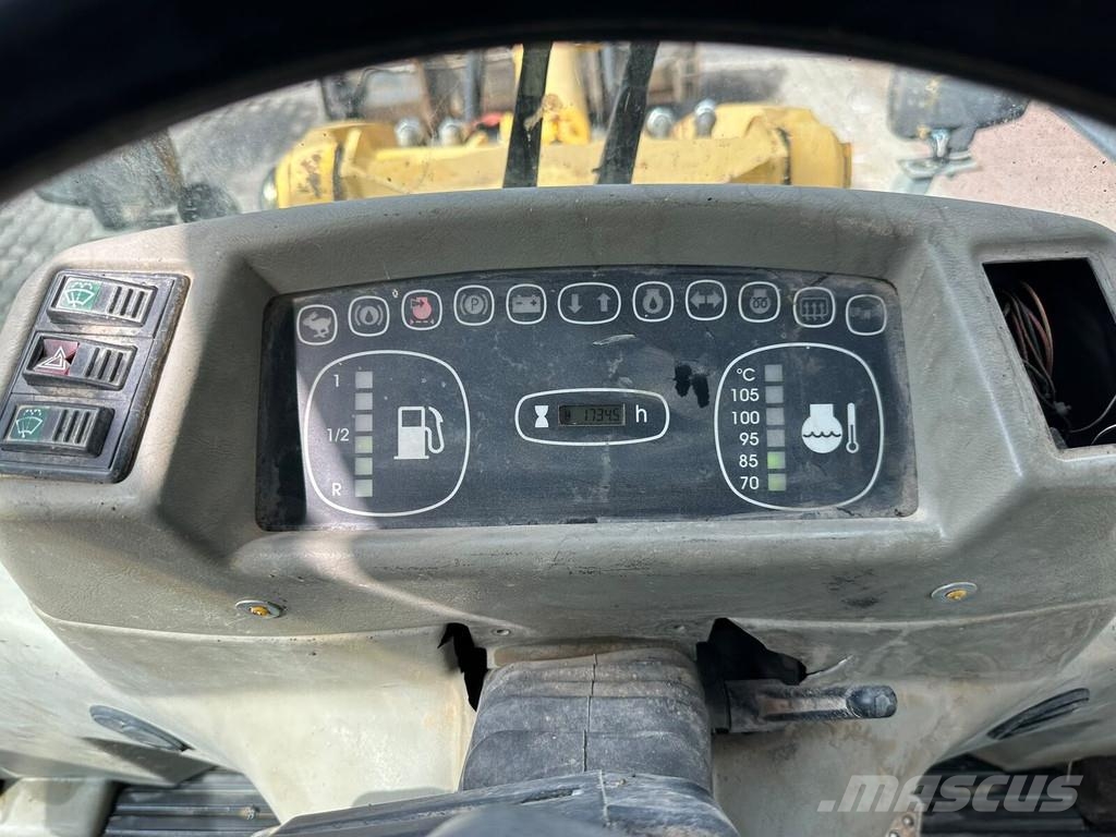 Komatsu WA 75-3 Radlader