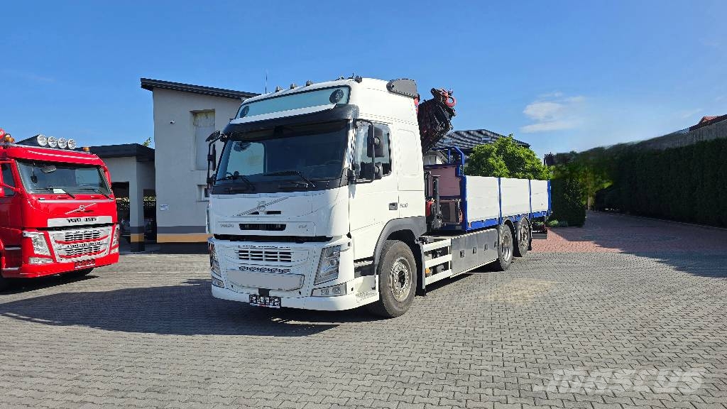 Volvo FM500 6x2 HDS HMF 3220K7-19m Vlakke laadvloer met kraan