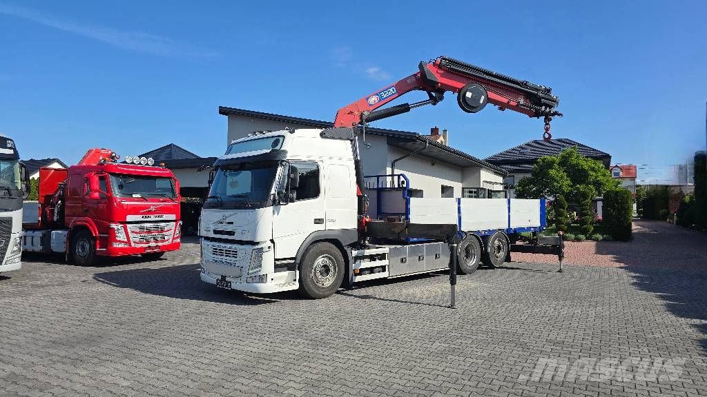 Volvo FM500 6x2 HDS HMF 3220K7-19m Vlakke laadvloer met kraan