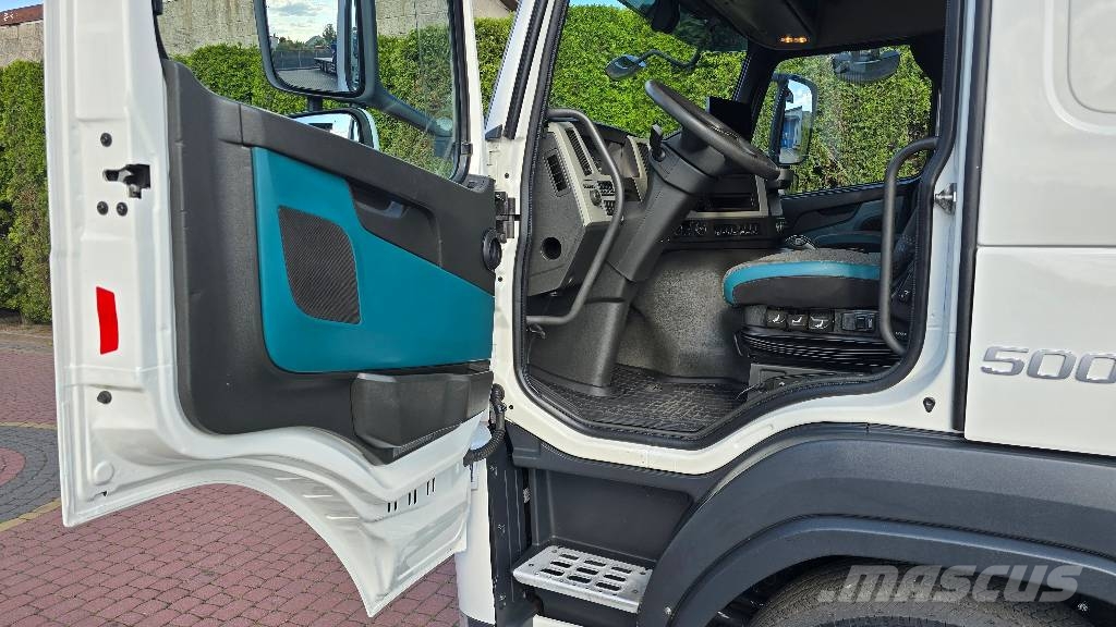 Volvo FM500 6x2 HDS HMF 3220K7-19m Vlakke laadvloer met kraan