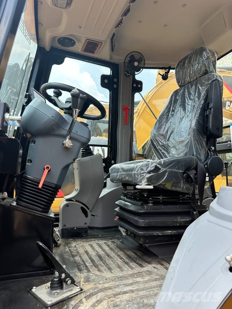 JCB 3CX لوادر ذات جرافات عكسية