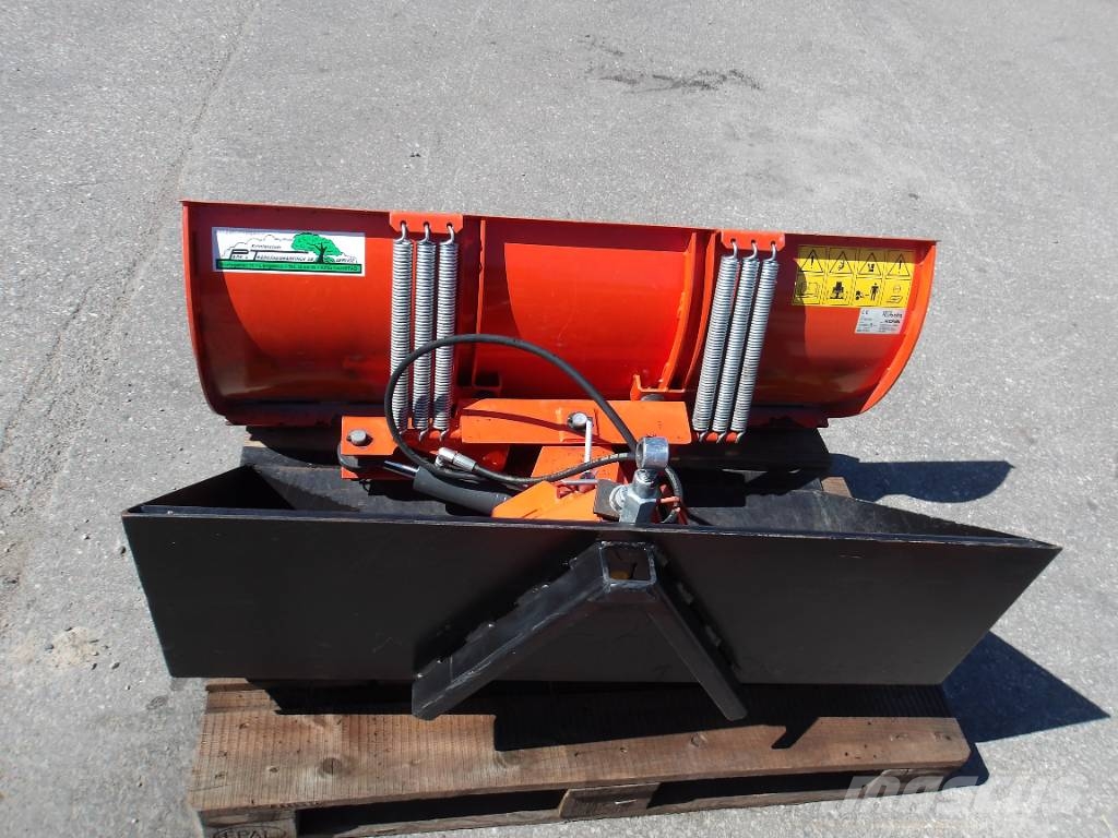 Kubota BX 2350D جرارات مدمجة