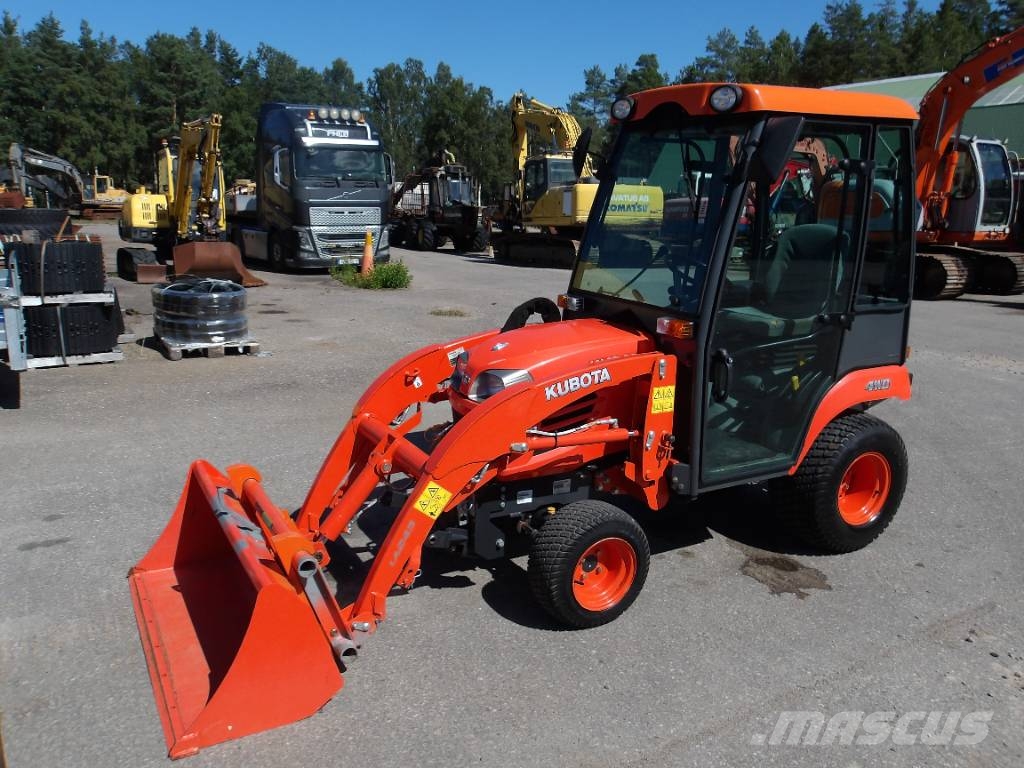 Kubota BX 2350D جرارات مدمجة