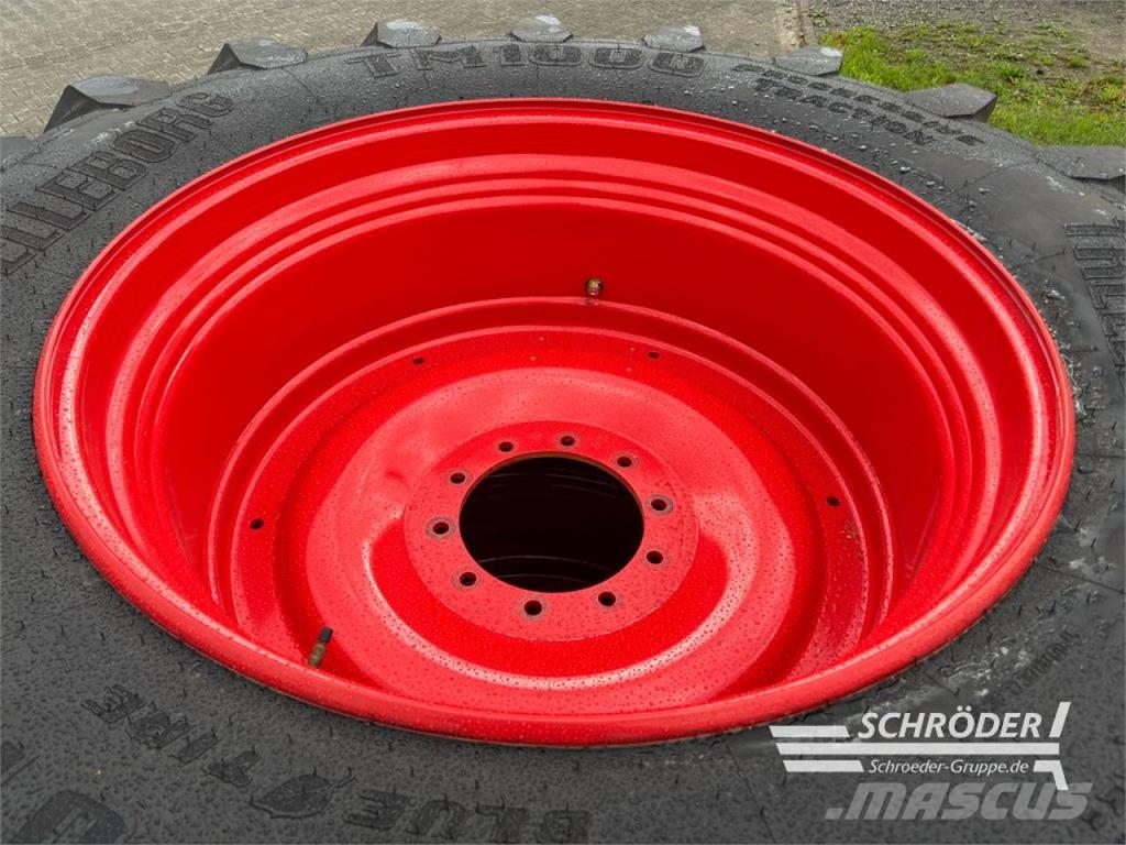 Trelleborg 2X 600/70R30 + 2X 710/70R42 TRELLEBORG Ruedas
