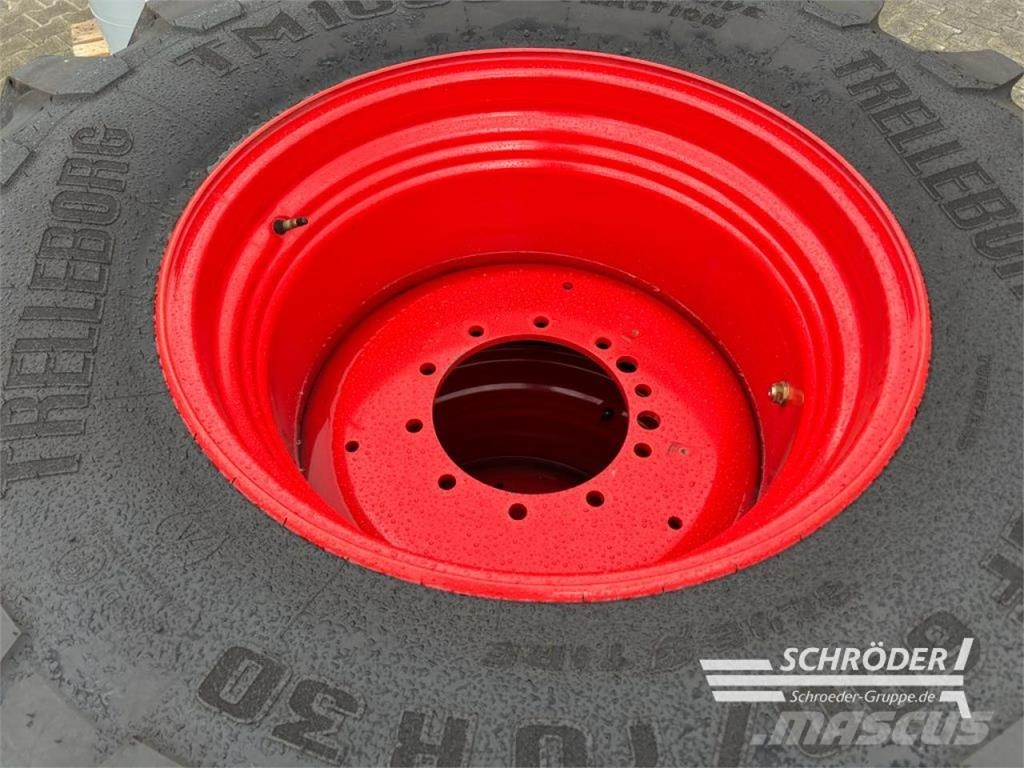 Trelleborg 2X 600/70R30 + 2X 710/70R42 TRELLEBORG Ruedas