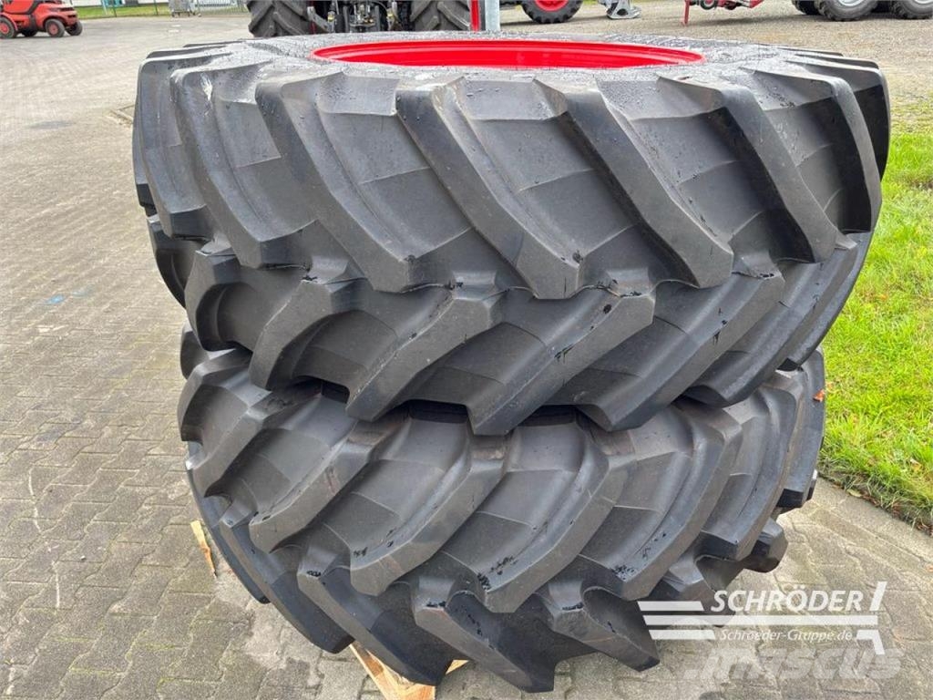 Trelleborg 2X 600/70R30 + 2X 710/70R42 TRELLEBORG Ruedas