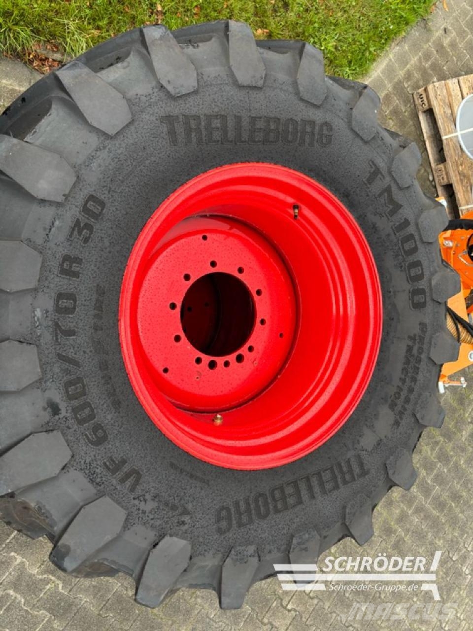 Trelleborg 2X 600/70R30 + 2X 710/70R42 TRELLEBORG Ruedas