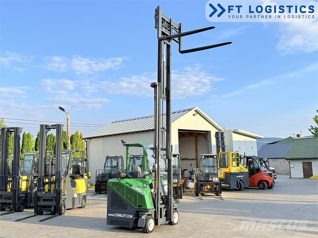 Combilift CB3000 | DIESEL | TRIPLEX 4900 | FREE-LIFT | FORK- شاحنة المناولة رباعية الاتجاهات