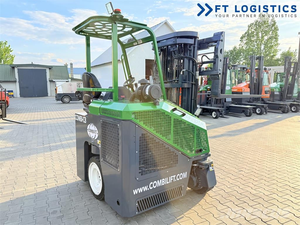 Combilift CB3000 | DIESEL | TRIPLEX 4900 | FREE-LIFT | FORK- شاحنة المناولة رباعية الاتجاهات