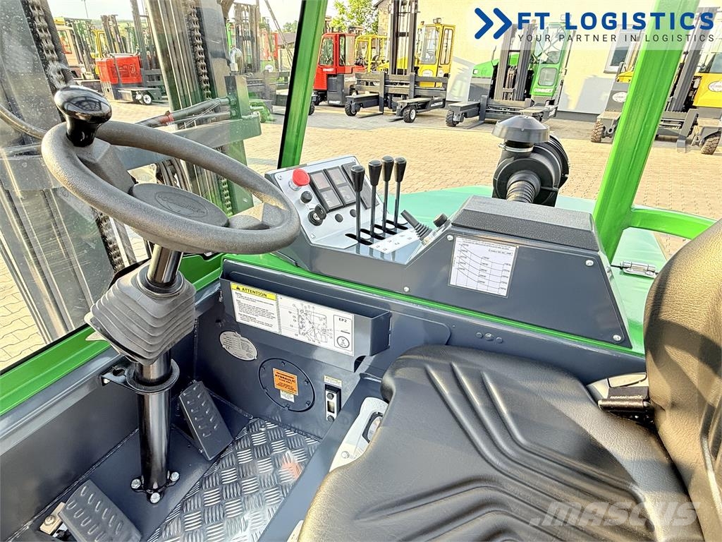 Combilift CB3000 | DIESEL | TRIPLEX 4900 | FREE-LIFT | FORK- شاحنة المناولة رباعية الاتجاهات