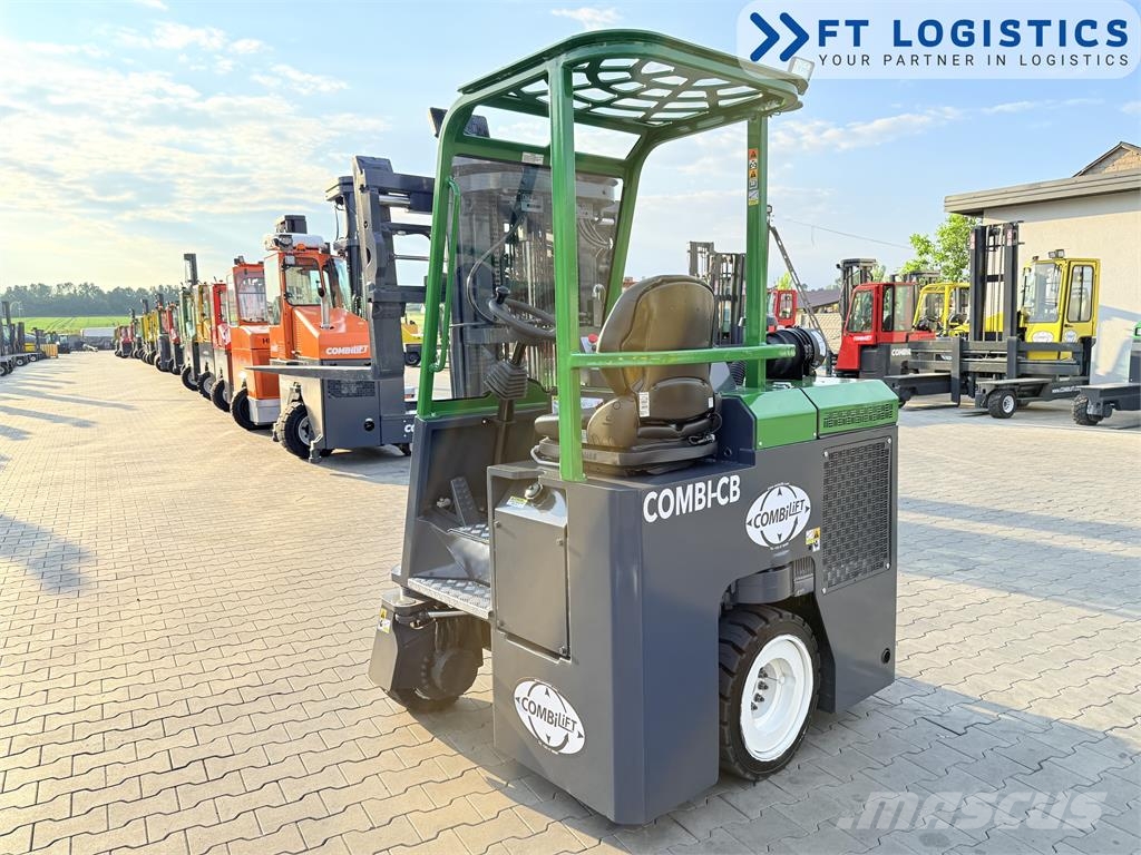 Combilift CB3000 | DIESEL | TRIPLEX 4900 | FREE-LIFT | FORK- شاحنة المناولة رباعية الاتجاهات
