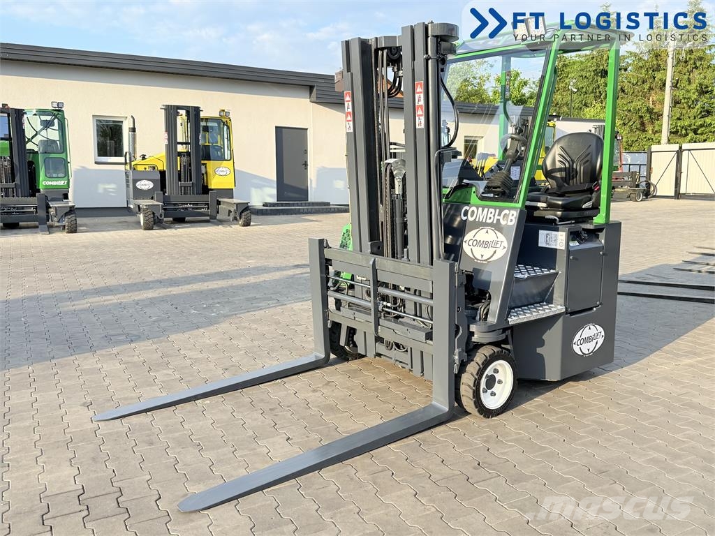 Combilift CB3000 | DIESEL | TRIPLEX 4900 | FREE-LIFT | FORK- شاحنة المناولة رباعية الاتجاهات
