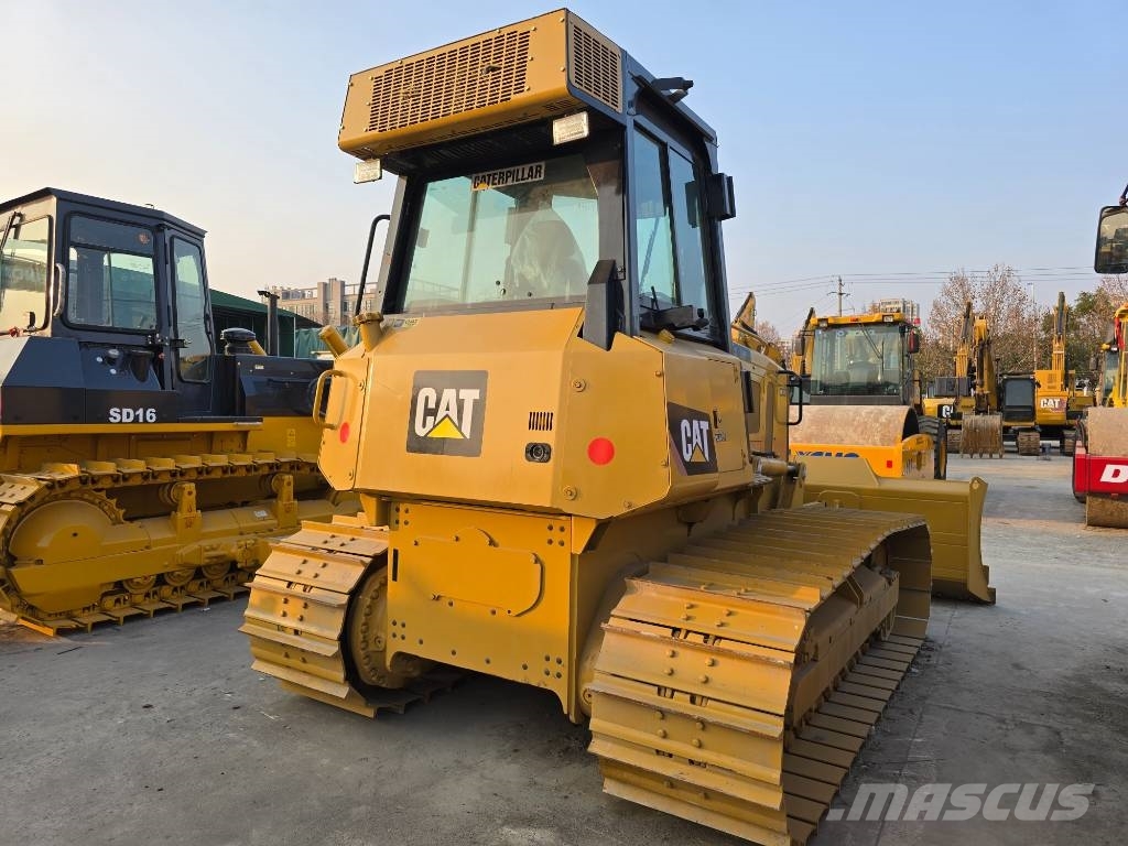 CAT D 5 K Crawler dozers