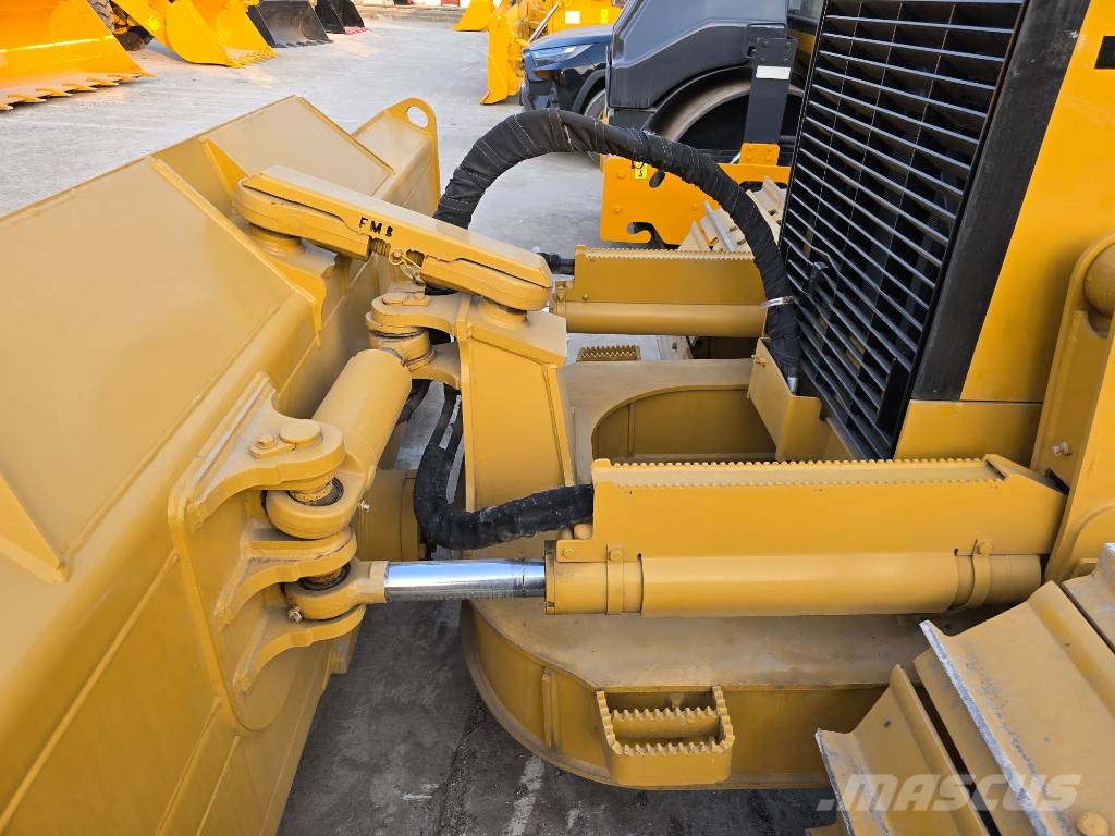 CAT D 5 K Crawler dozers