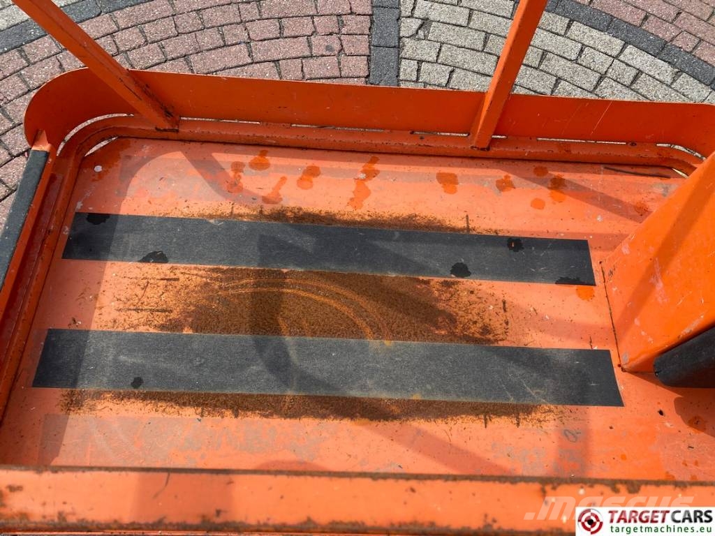 JLG 1230ES Electric Vertical Mast Lift 566cm DEFECT Vertical mast lifts