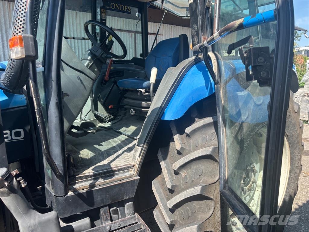 New Holland TL 80 4X4 Entreprenør - Andet