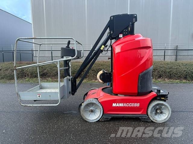 Manitou 100 VJR Personenliften en invalideliften