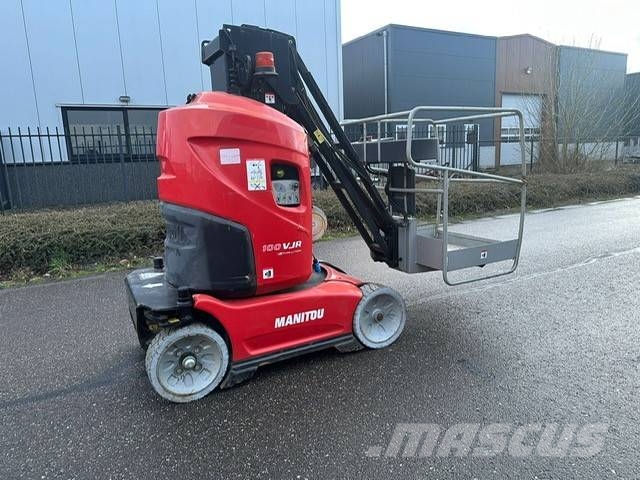 Manitou 100 VJR Personenliften en invalideliften