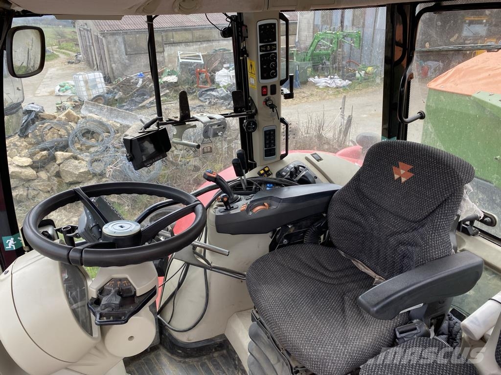 Massey Ferguson 7716S DYNA-6 ESSENTIAL Tractoren