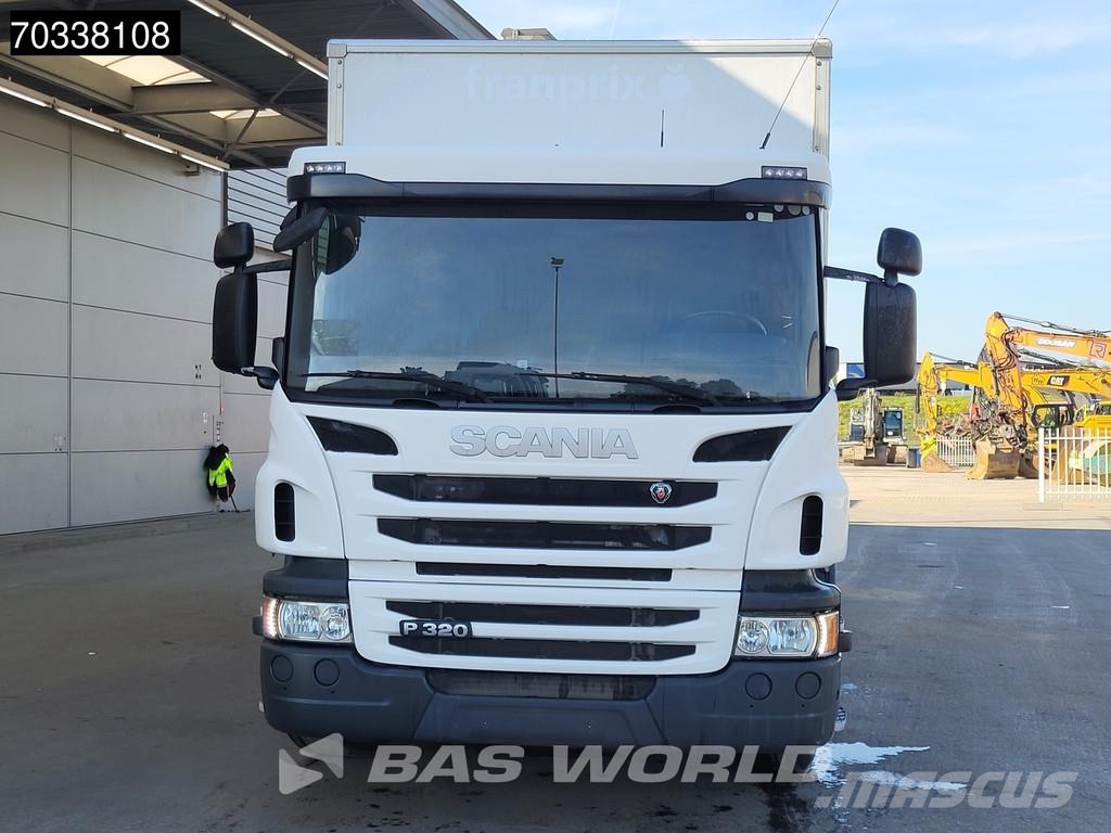 Scania P320 P 6X2 3000kg Ladebordwand Lift+steering axle Sanduk kamioni