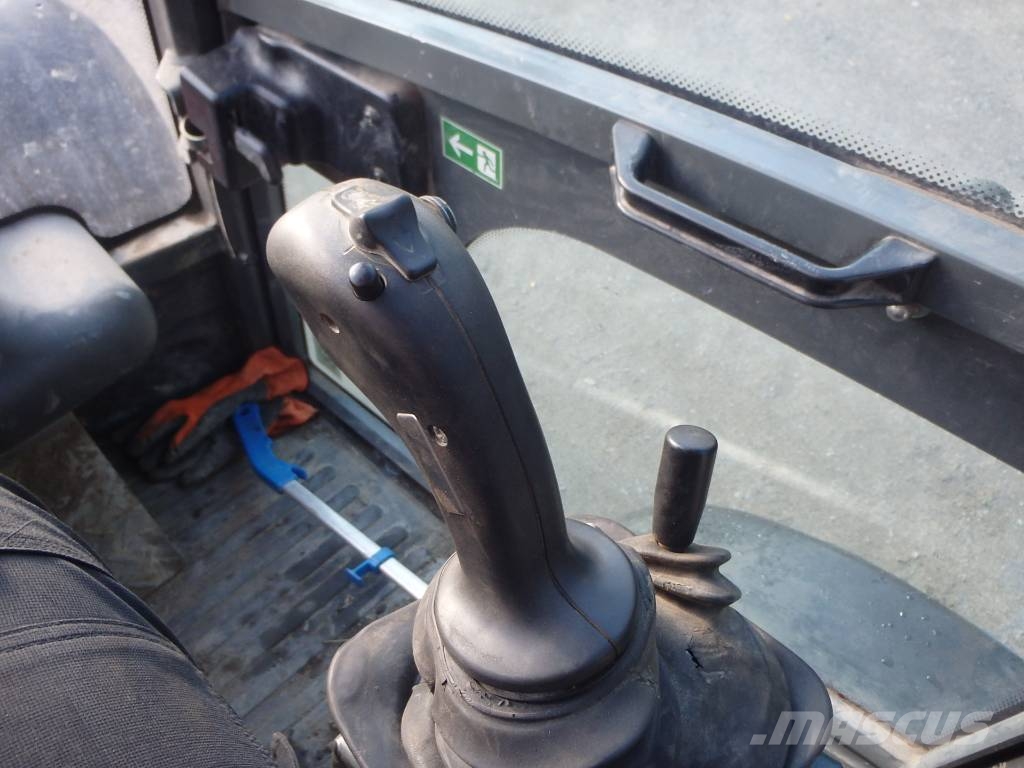 Weidemann 3070CX80 Pale gommate