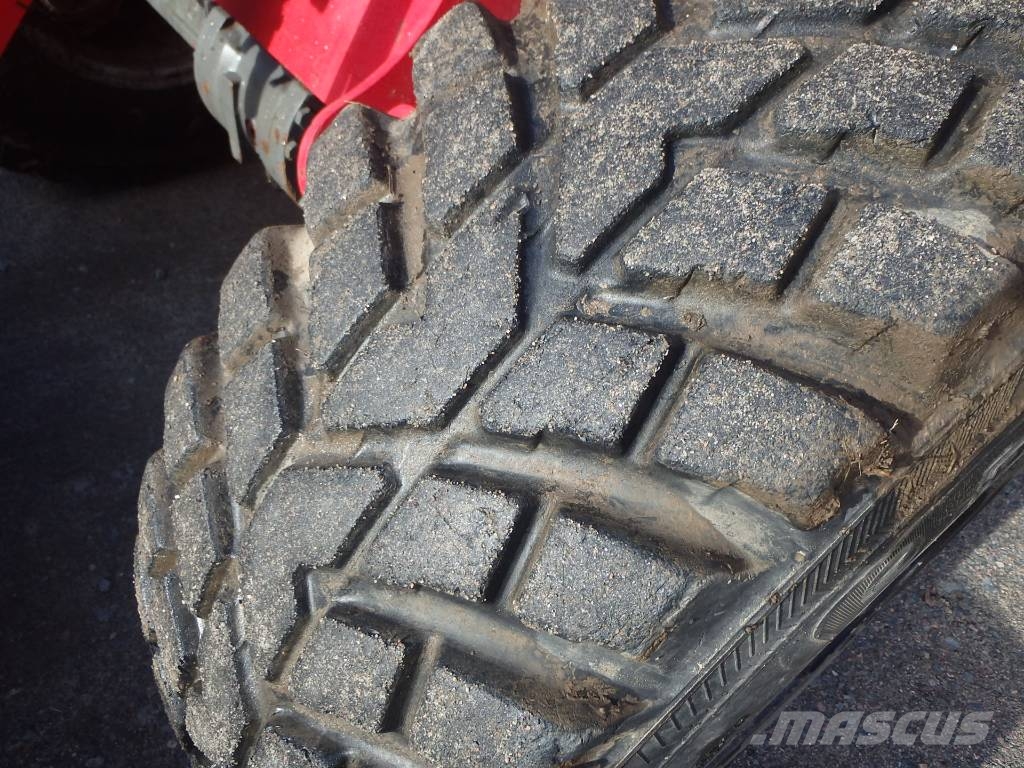 Weidemann 3070CX80 Pale gommate