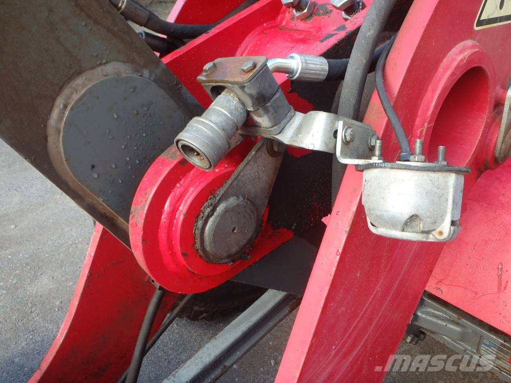 Weidemann 3070CX80 Pale gommate