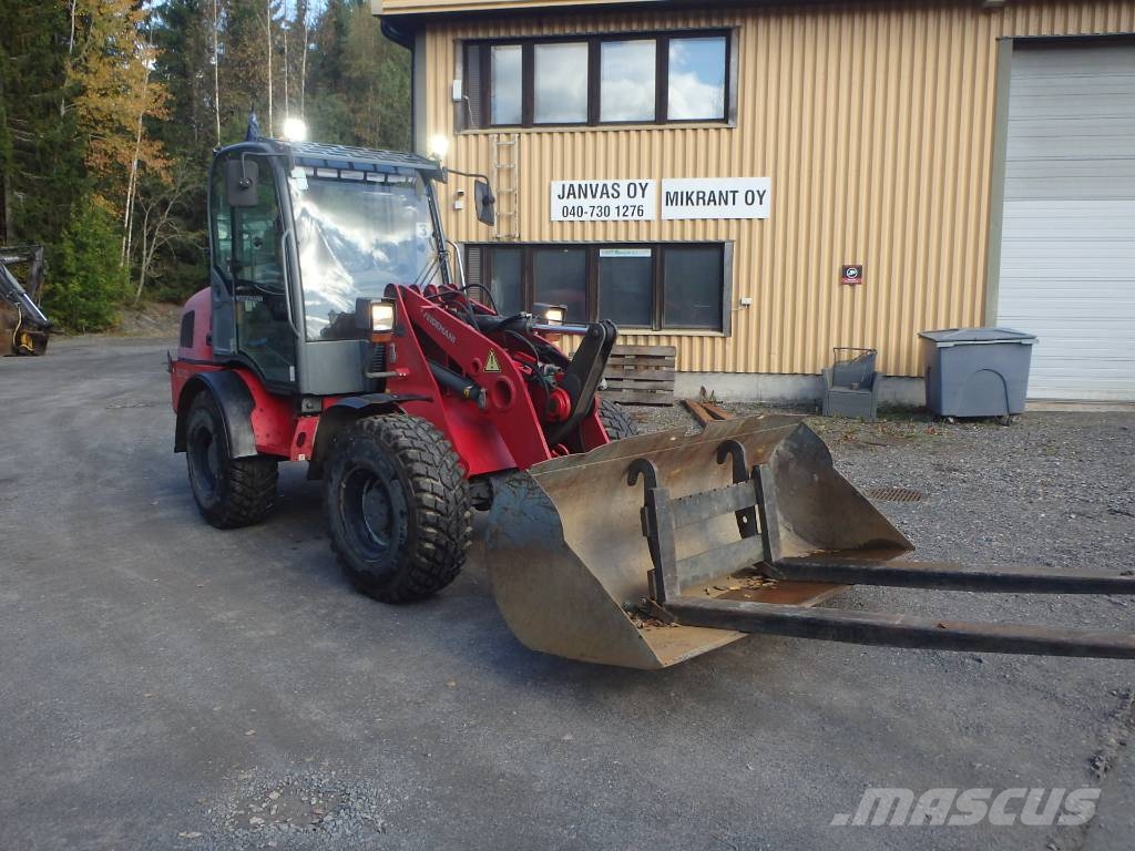 Weidemann 3070CX80 Pale gommate