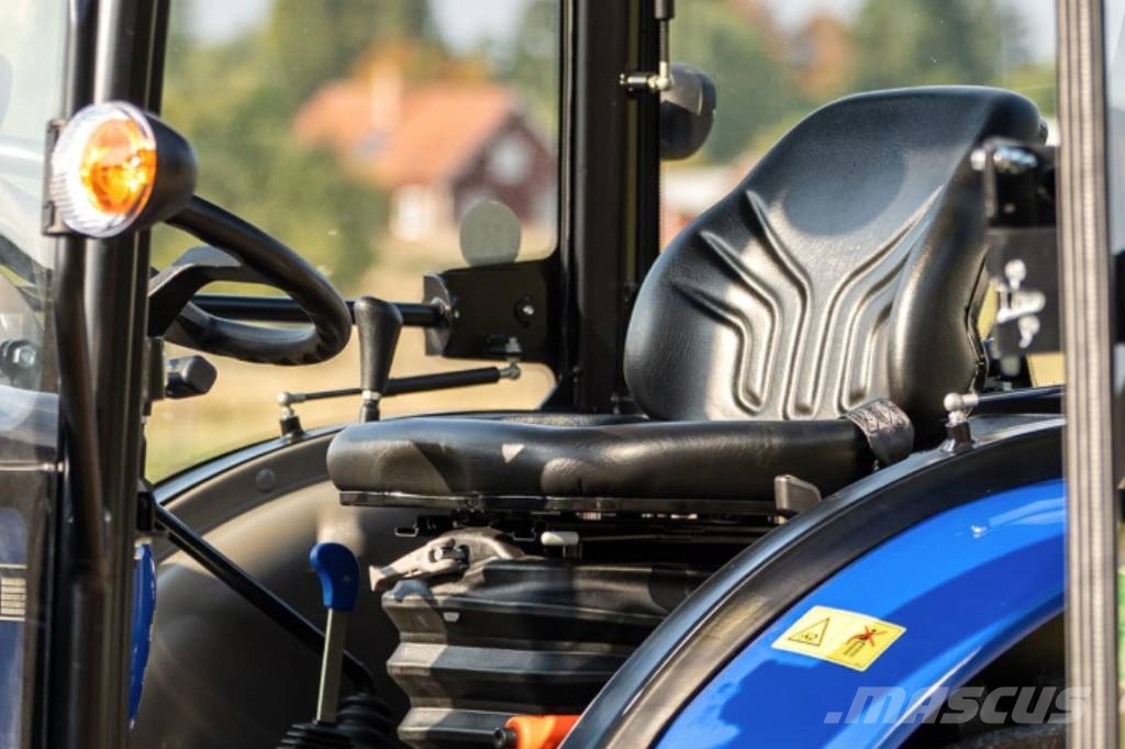 TRAKTOR LOVOL 25HK 4WD Tractors