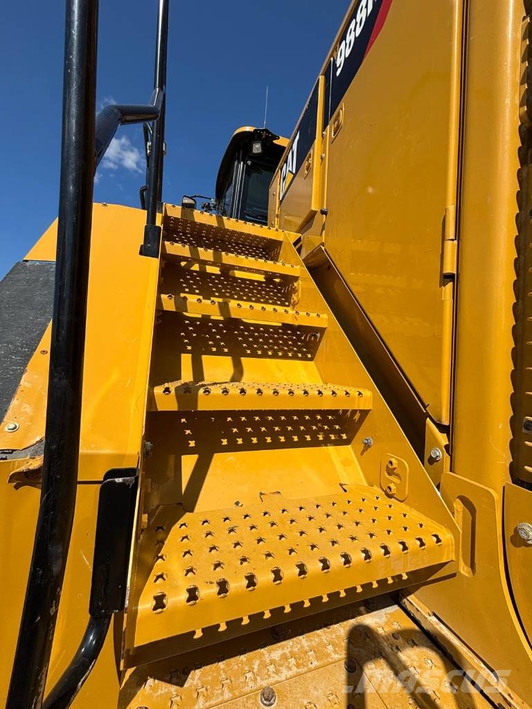 CAT 988 K (CE + EPA / High Lift) لوادر بعجل
