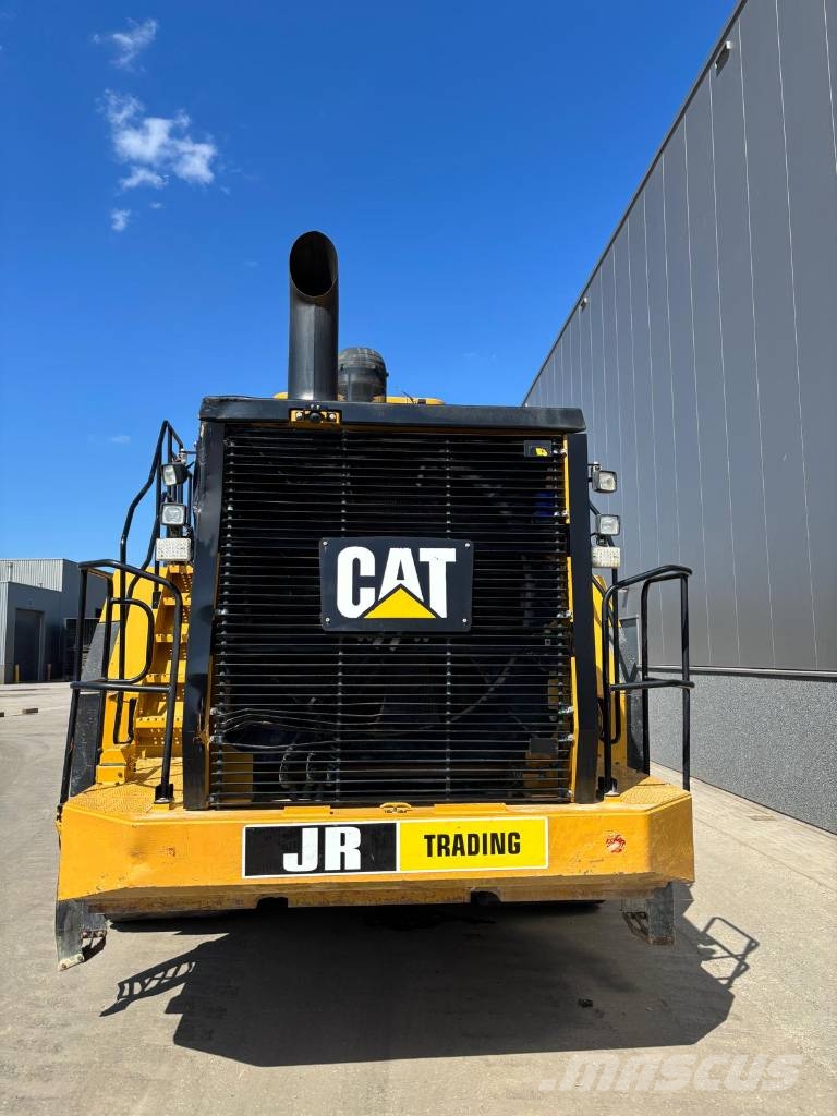 CAT 988 K (CE + EPA / High Lift) لوادر بعجل