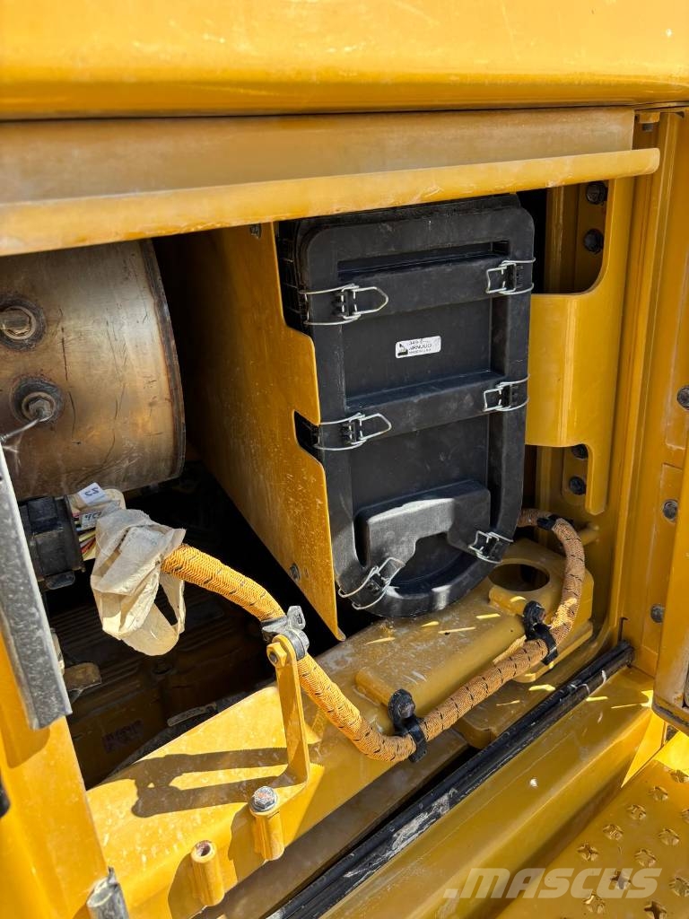 CAT 988 K (CE + EPA / High Lift) لوادر بعجل