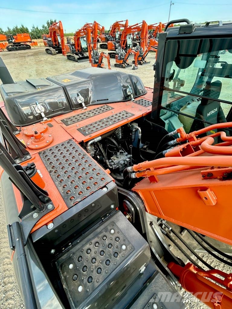 Hitachi ZX 210 LC-7 حفارات زحافة