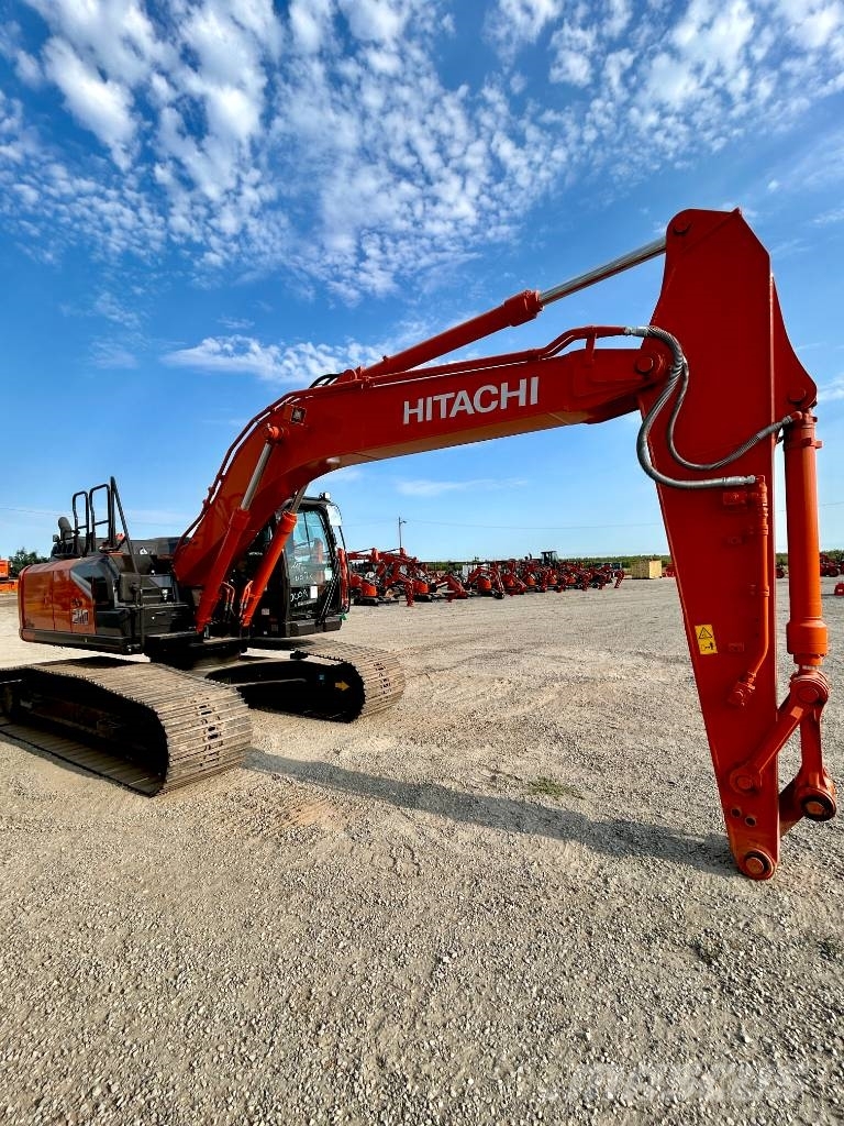 Hitachi ZX 210 LC-7 حفارات زحافة