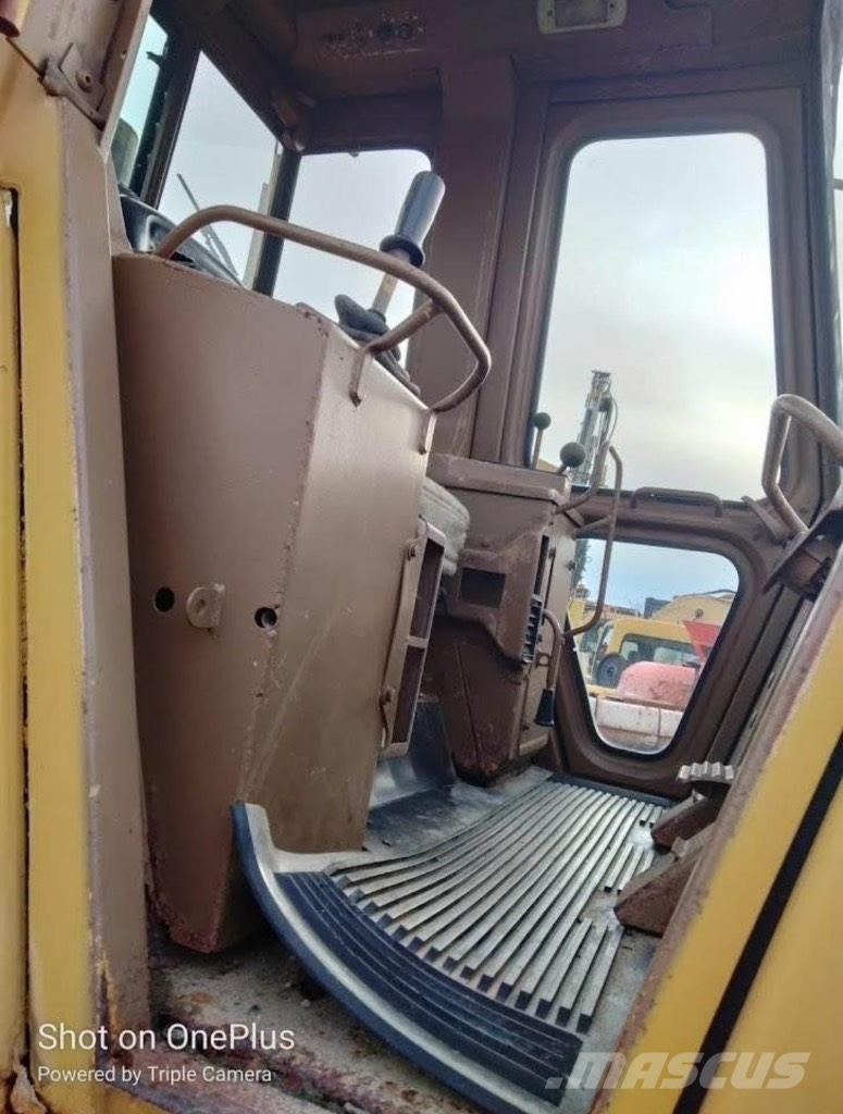CAT 963 Φορτωτές με ερπύστριες