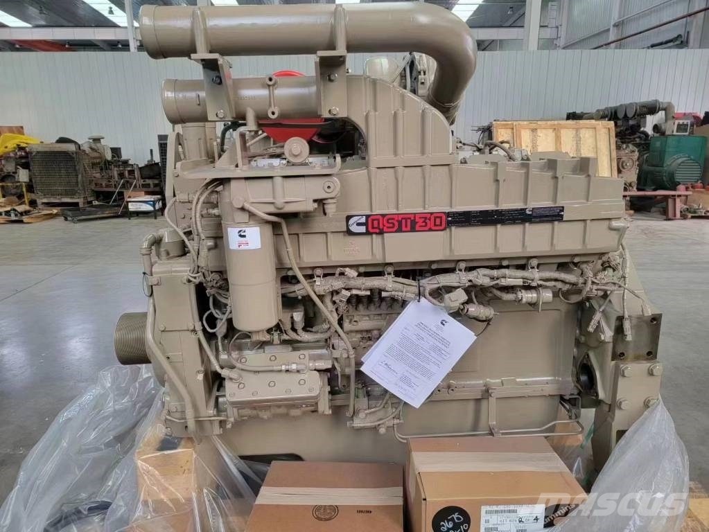 Cummins QST30 Κινητήρες