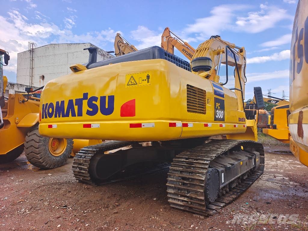 Komatsu PC 300-7 made in Japan Raupenbagger