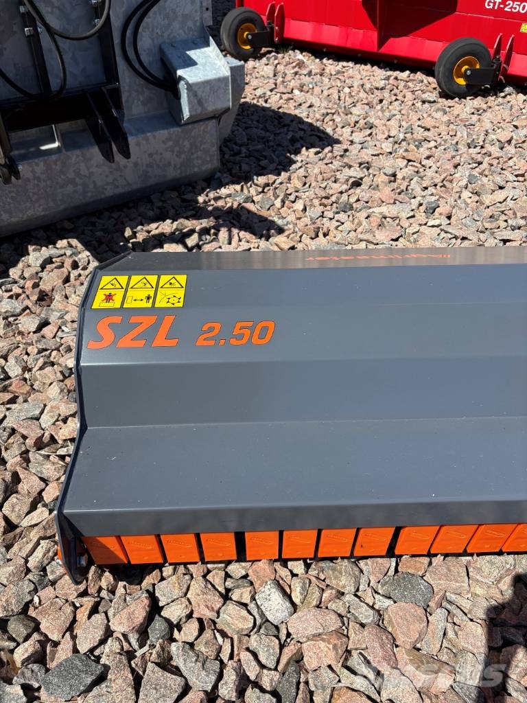 Agrimaster SZL 2.50 Segadoras y cortadoras de hojas para pasto