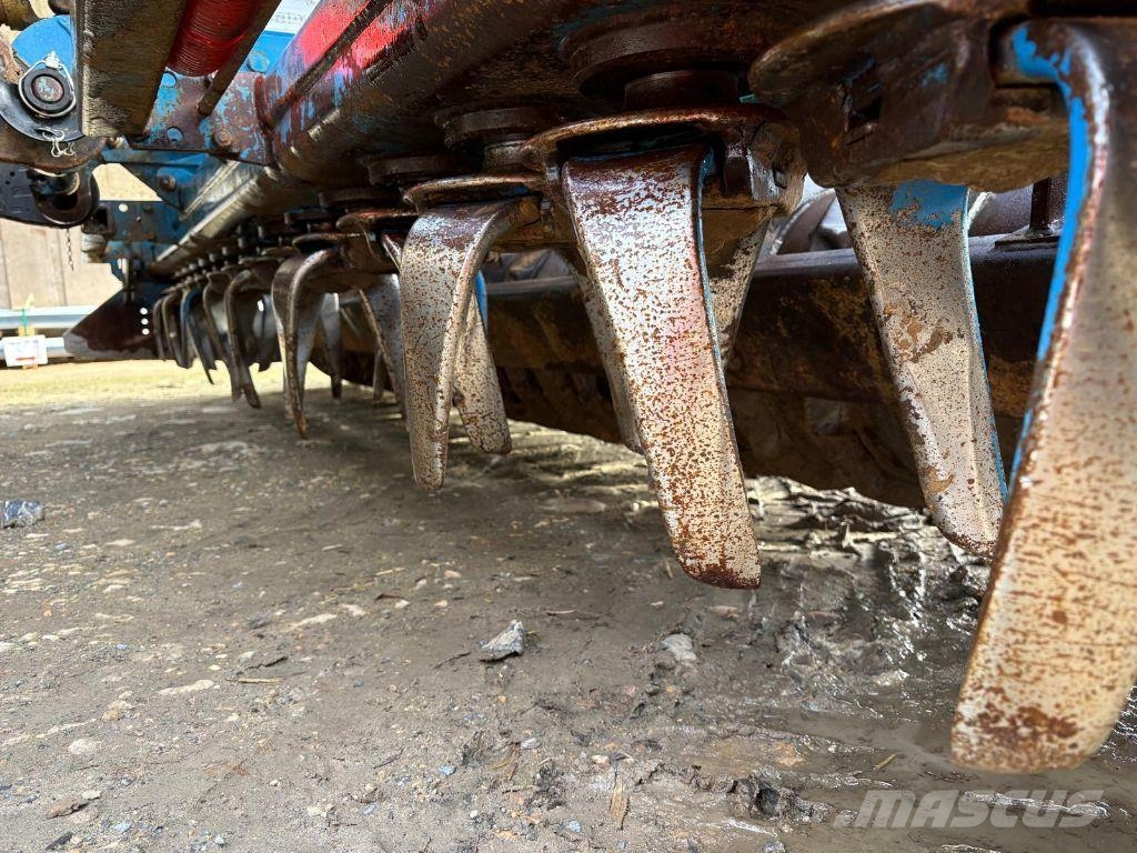Lemken ZIRKON + SOLITAIR مثاقيب مدمجة