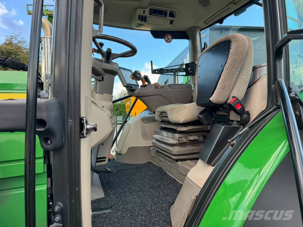 John Deere 6R 155 Tractoren