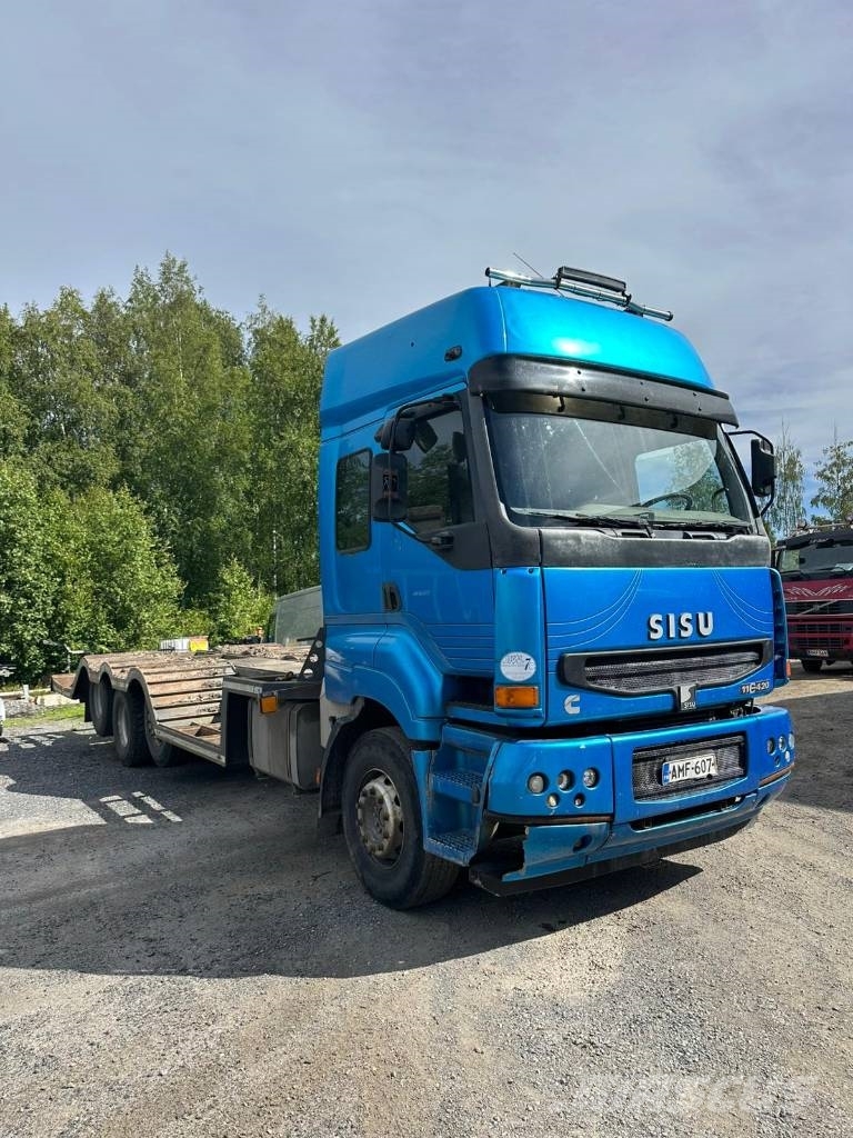 Sisu E11 Camiones de transporte de maquinaria forestal