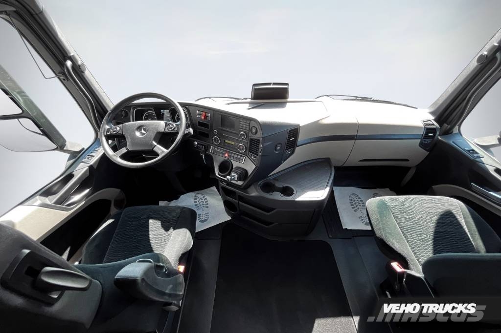 Mercedes-Benz Actros 2546 Ls 6x2/2 Pusher ADR Dragbilar