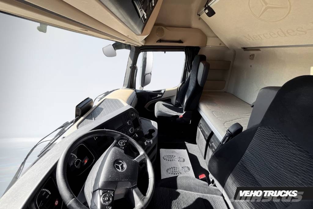 Mercedes-Benz Actros 2546 Ls 6x2/2 Pusher ADR Dragbilar