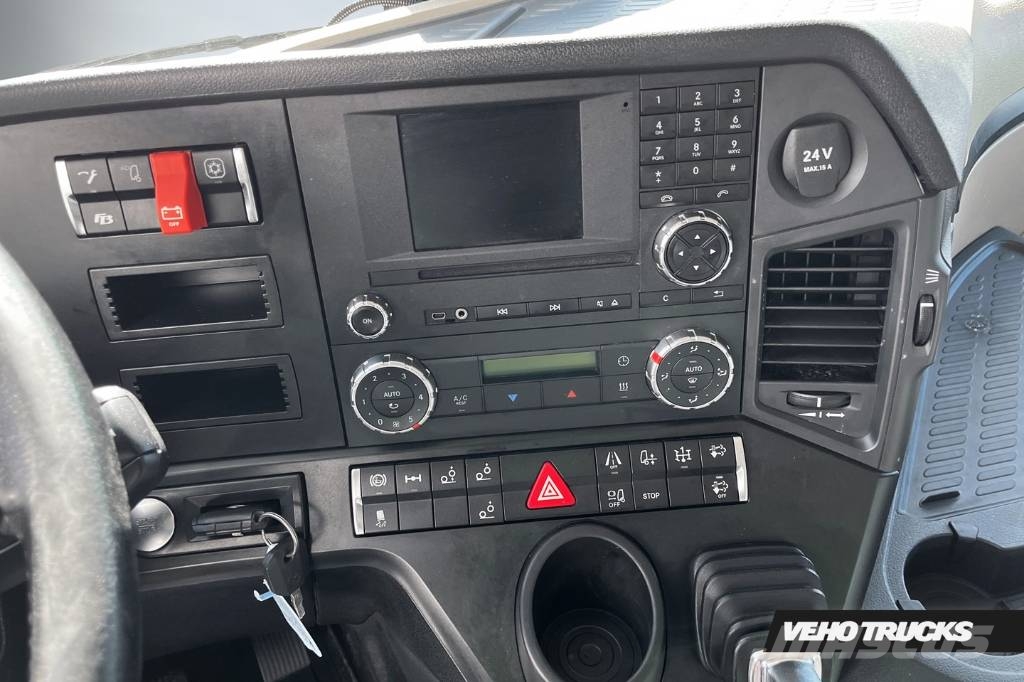 Mercedes-Benz Actros 2546 Ls 6x2/2 Pusher ADR Dragbilar