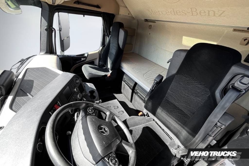 Mercedes-Benz Actros 2546 Ls 6x2/2 Pusher ADR Dragbilar