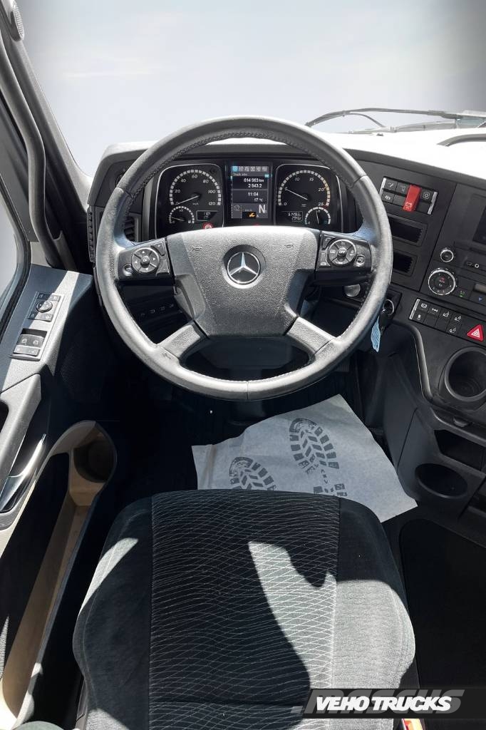 Mercedes-Benz Actros 2546 Ls 6x2/2 Pusher ADR Dragbilar